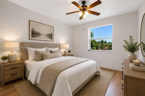 15213 SW 30th Terrace Miami FL 33185