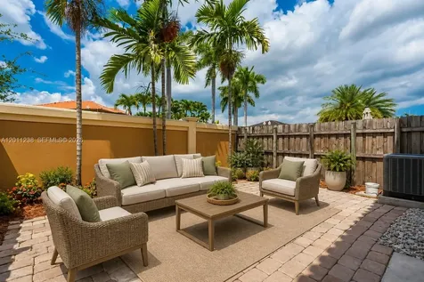 15213 SW 30th Terrace Miami FL 33185