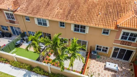 15213 SW 30th Terrace Miami FL 33185