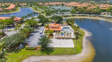 15213 SW 30th Terrace Miami FL 33185