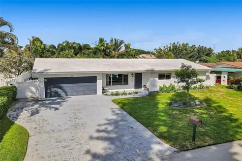 1247 SE 7th Court Deerfield Beach FL 33441