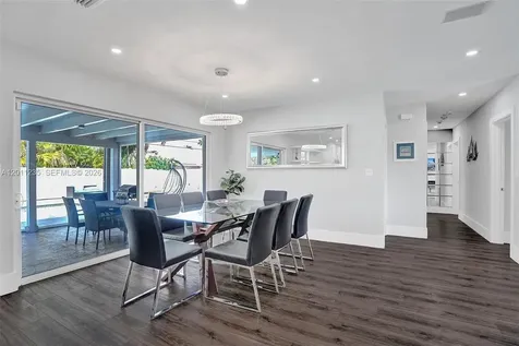 1247 SE 7th Court Deerfield Beach FL 33441