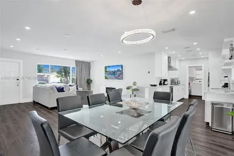 1247 SE 7th Court Deerfield Beach FL 33441