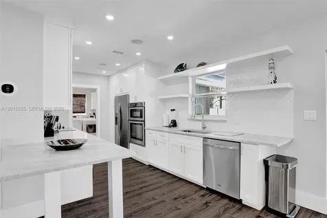 1247 SE 7th Court Deerfield Beach FL 33441