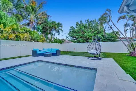 1247 SE 7th Court Deerfield Beach FL 33441