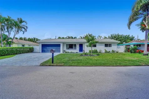 1247 SE 7th Court Deerfield Beach FL 33441