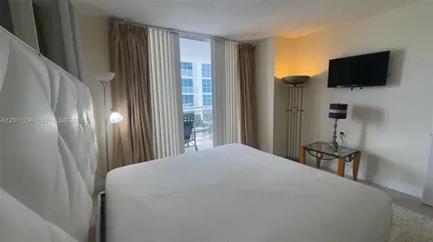 17375 Collins Avenue Sunny Isles Beach FL 33160