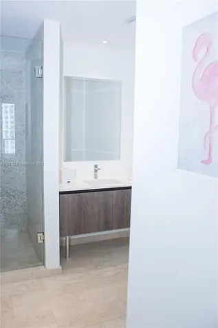 68 SE 6th Street Miami FL 33131