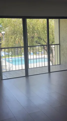 325 Lakeview Drive Weston FL 33326