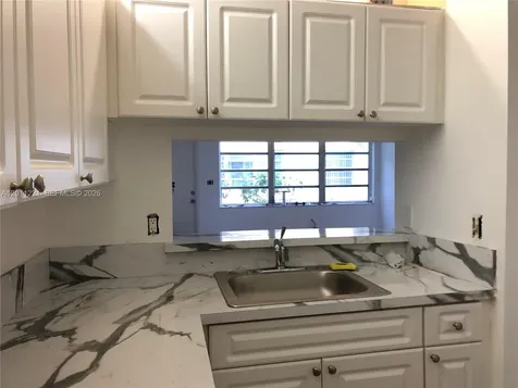 1027 Twin Lakes Drive Coral Springs FL 33071