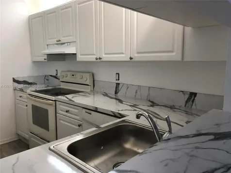 1027 Twin Lakes Drive Coral Springs FL 33071