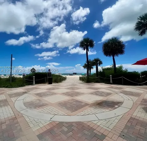 2899 Collins Avenue Miami Beach FL 33140