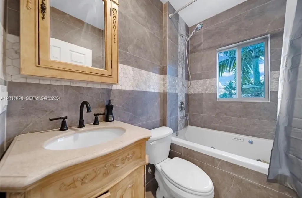615 NW 10th Terrace Fort Lauderdale FL 33311