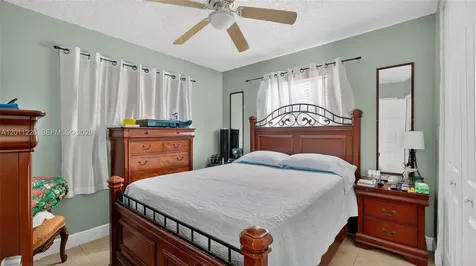 4271 NW 192nd Street Miami Gardens FL 33055