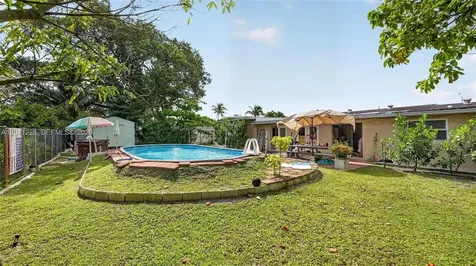 4271 NW 192nd Street Miami Gardens FL 33055