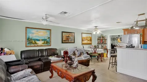 4271 NW 192nd Street Miami Gardens FL 33055