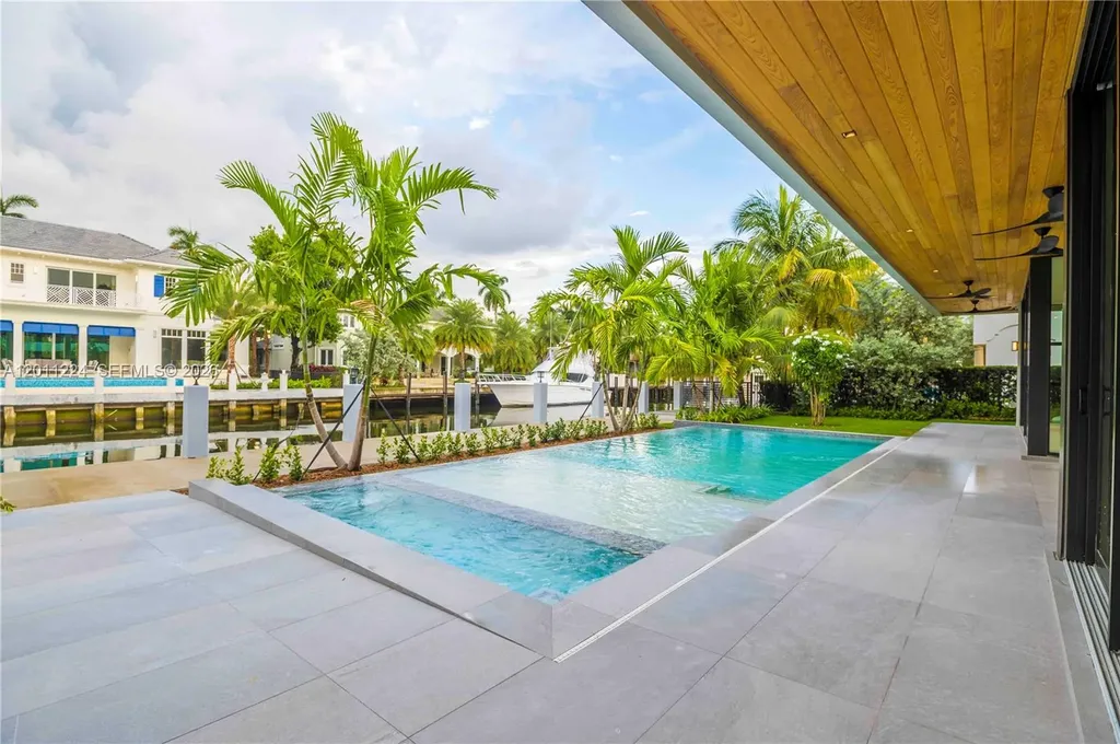401 Royal Plaza Drive Fort Lauderdale FL 33301