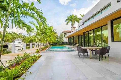 401 Royal Plaza Drive Fort Lauderdale FL 33301