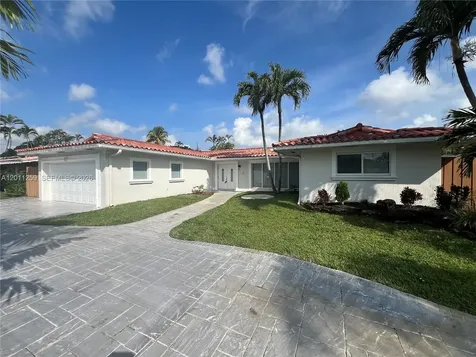 4233 S Jackson Street Hollywood FL 33021