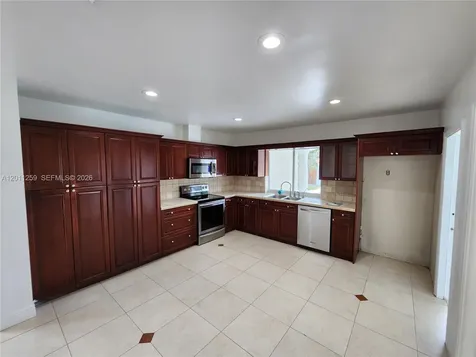 4233 S Jackson Street Hollywood FL 33021