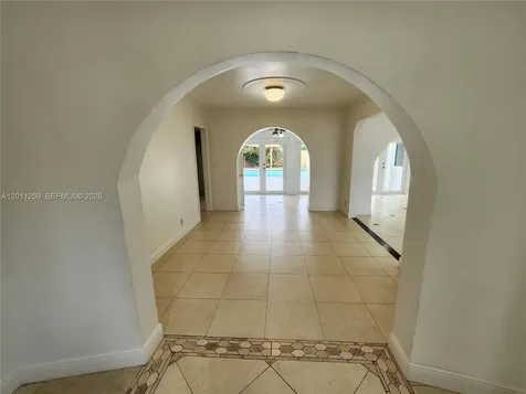 4233 S Jackson Street Hollywood FL 33021