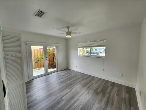 4233 S Jackson Street Hollywood FL 33021