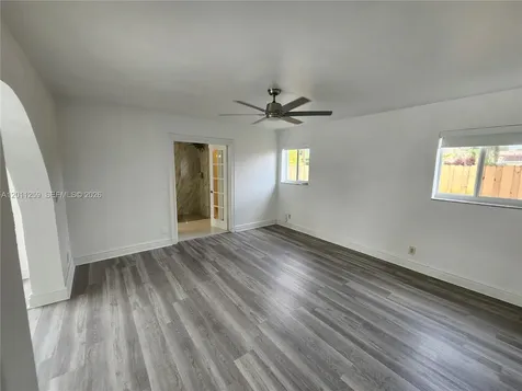 4233 S Jackson Street Hollywood FL 33021