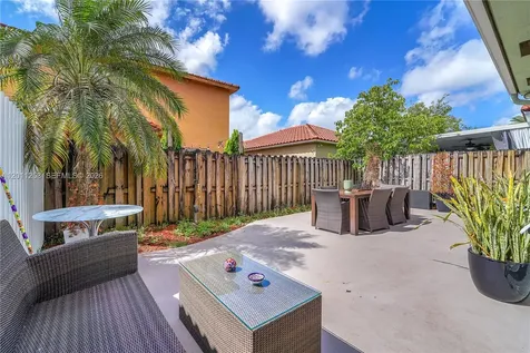 16266 SW 54th Terrace Miami FL 33185