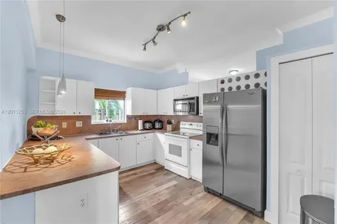 16266 SW 54th Terrace Miami FL 33185