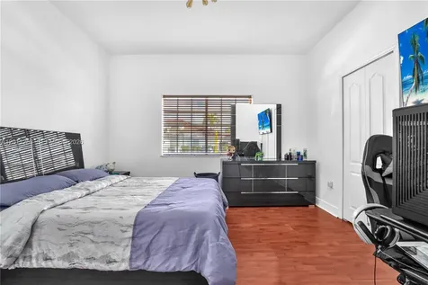 16266 SW 54th Terrace Miami FL 33185