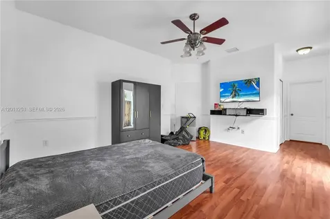 16266 SW 54th Terrace Miami FL 33185