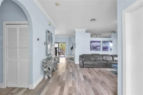 16266 SW 54th Terrace Miami FL 33185