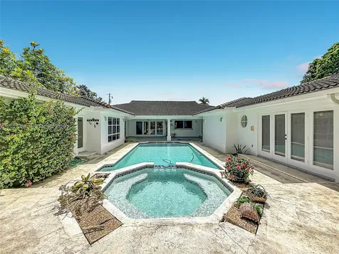 7790 SW 91st Avenue Miami FL 33173