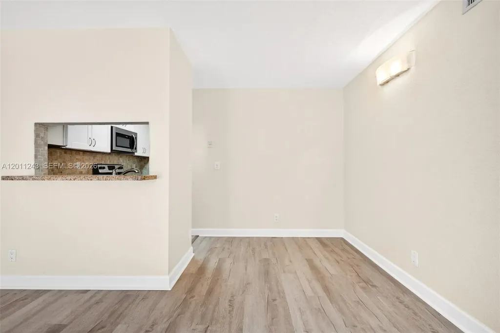 1028 Twin Lakes Drive Coral Springs FL 33071