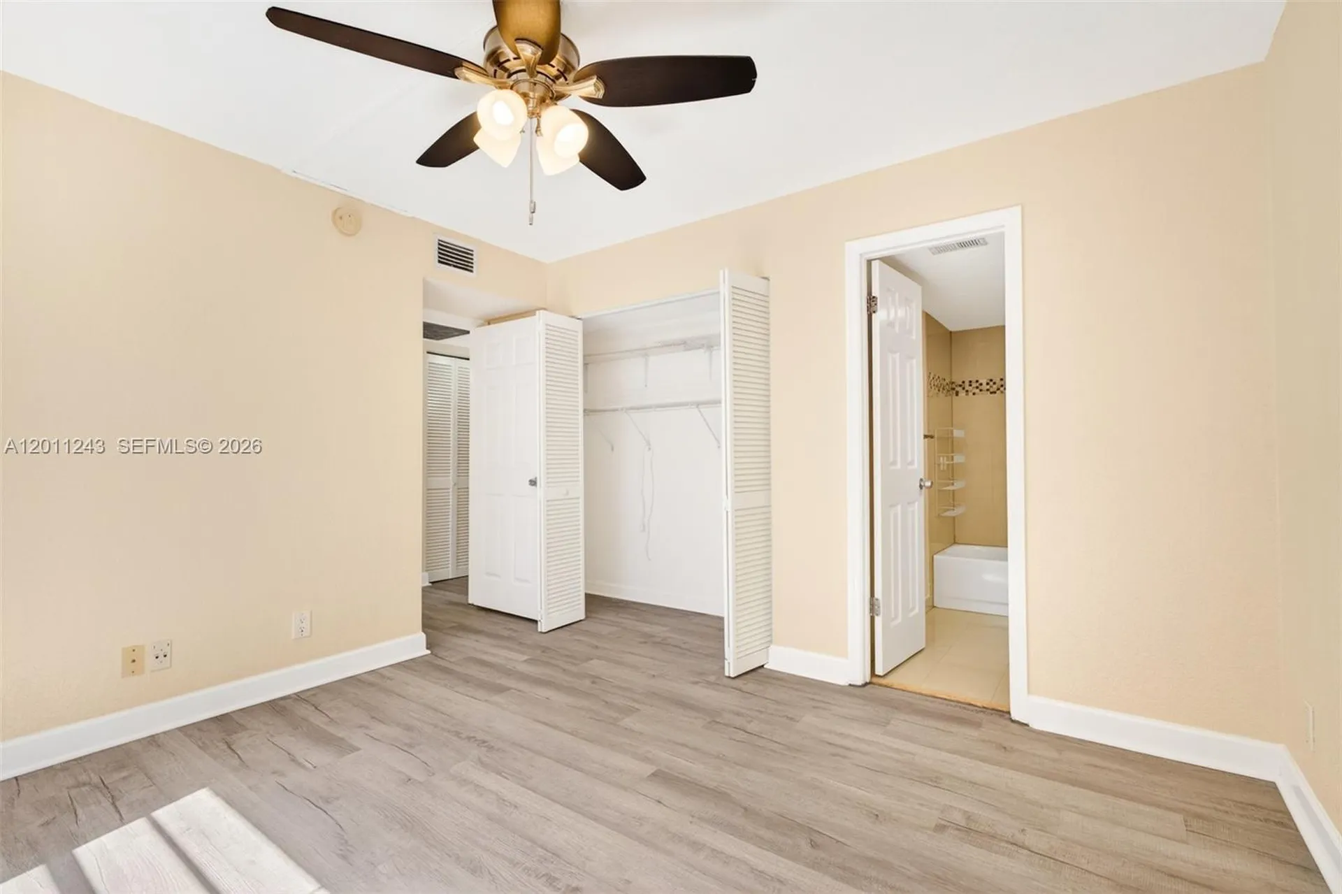 1028 Twin Lakes Drive Coral Springs FL 33071