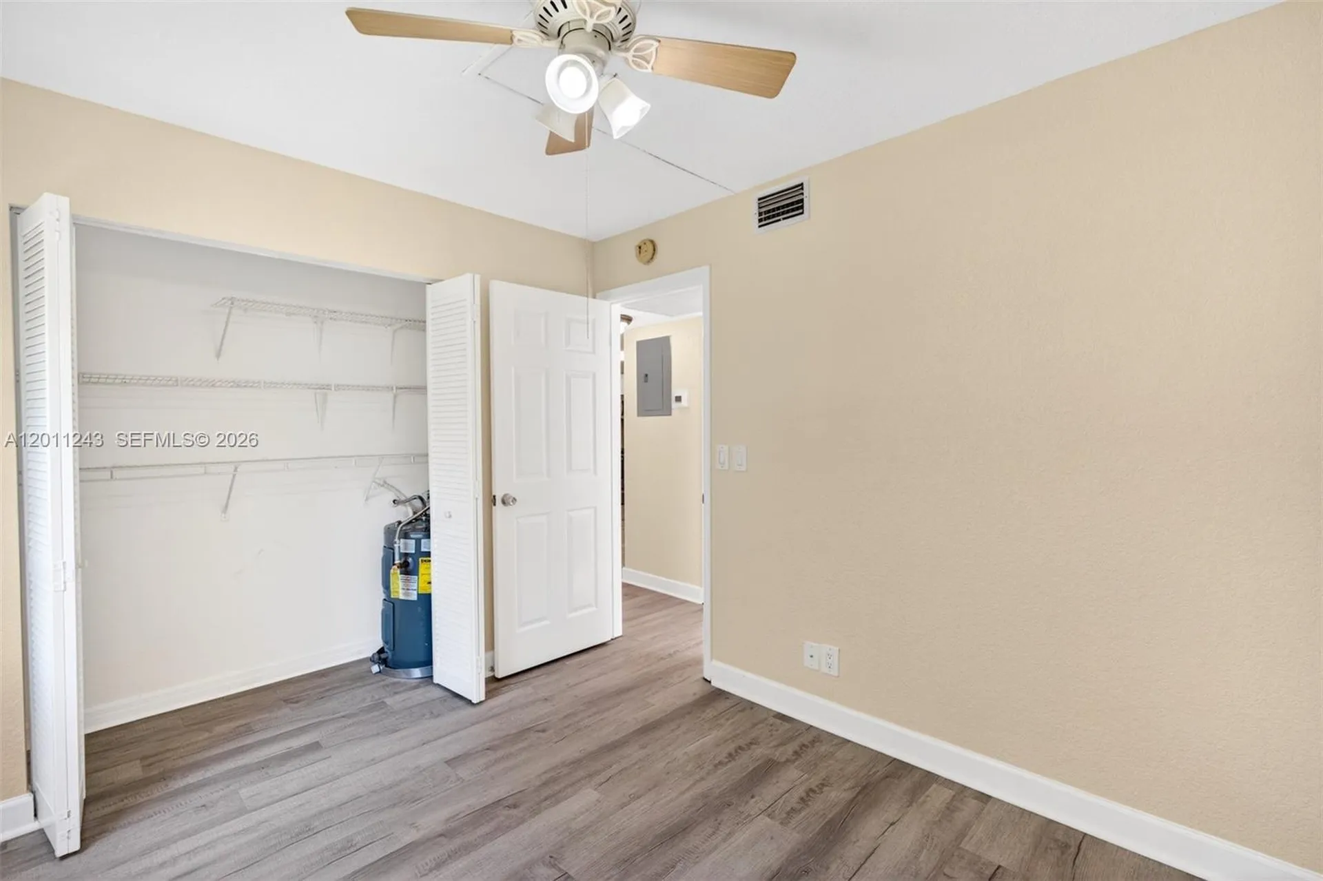 1028 Twin Lakes Drive Coral Springs FL 33071