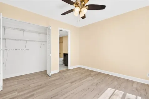 1028 Twin Lakes Drive Coral Springs FL 33071