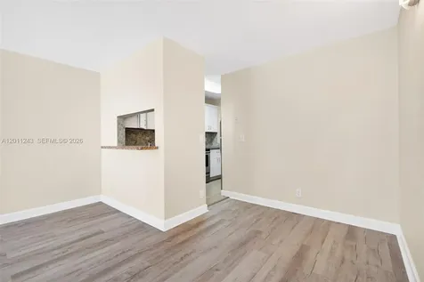 1028 Twin Lakes Drive Coral Springs FL 33071