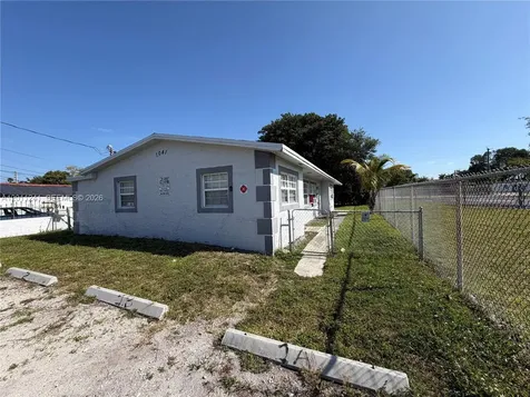 1041 NW 7th Court Hallandale Beach FL 33009