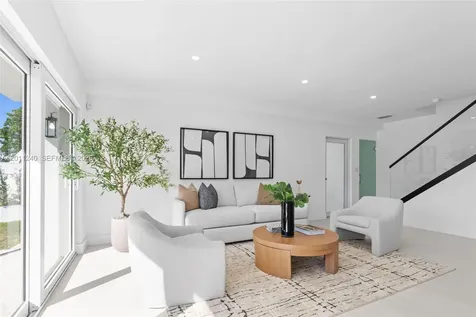 7286 Gary Avenue Miami Beach FL 33141