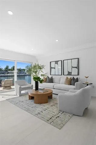 7286 Gary Avenue Miami Beach FL 33141