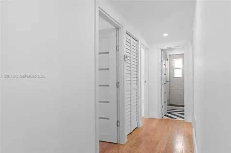 7286 Gary Avenue Miami Beach FL 33141