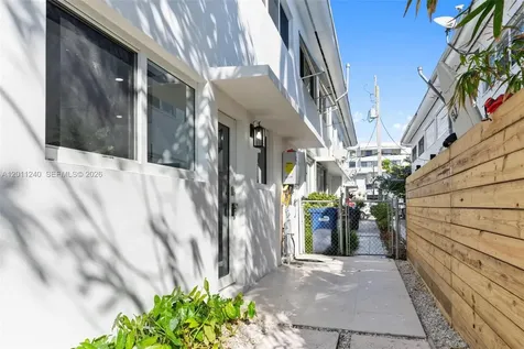 7286 Gary Avenue Miami Beach FL 33141