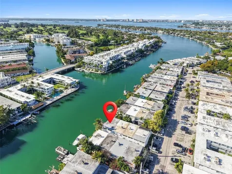 7286 Gary Avenue Miami Beach FL 33141