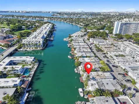 7286 Gary Avenue Miami Beach FL 33141
