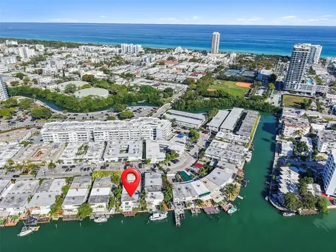 7286 Gary Avenue Miami Beach FL 33141