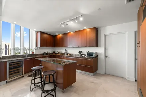 15901 Collins Avenue Sunny Isles Beach FL 33160