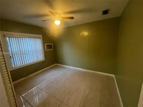 11108 Peachtree Drive Miami FL 33161
