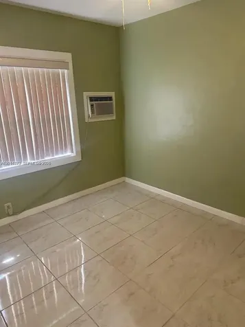 11108 Peachtree Drive Miami FL 33161