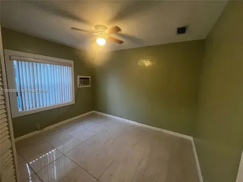 11108 Peachtree Drive Miami FL 33161